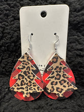 Load image into Gallery viewer, Holiday Dangles
